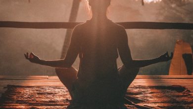Yoga hilft dabei den Hormonhaushalt zu regulieren.